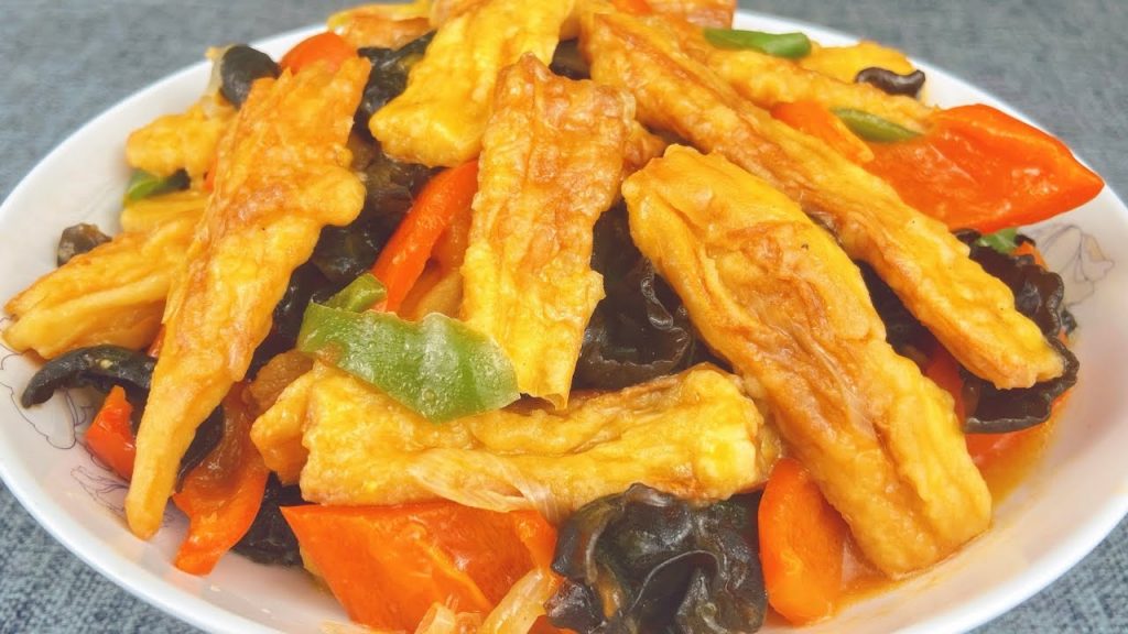 大廚教你「燒腐竹」,這做法比肉都好吃,很多人都不會炒,快來學學 , A recipe of Yuba