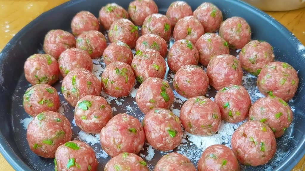 【小穎美食】自從學會土豆這樣做,孩子隔三差五要著吃,上桌連湯汁都不剩,香