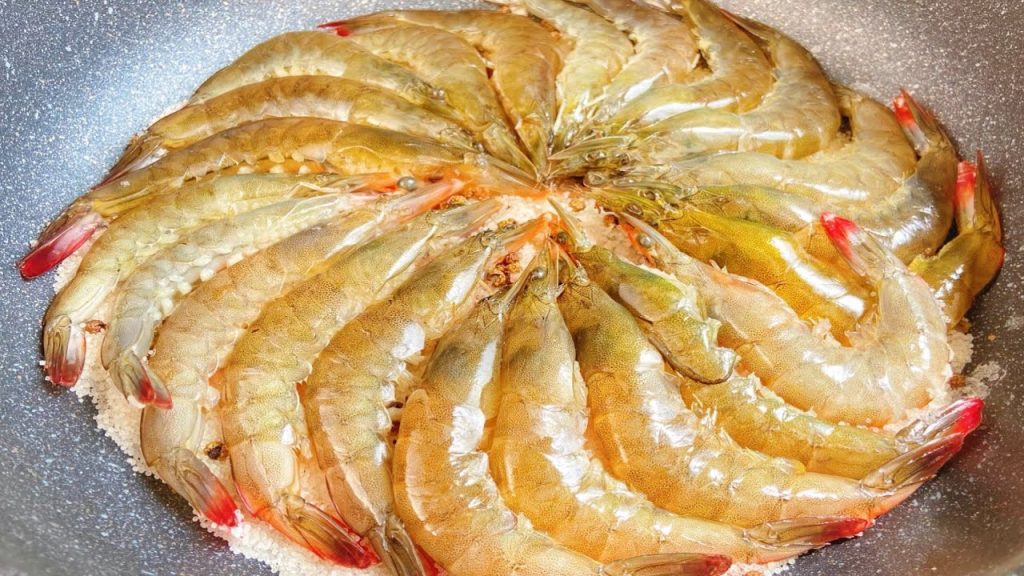 大蝦水煮就錯了,鮮味全跑光,老漁民教我這樣吃,鮮香可口不腥不柴 Chinese Prawns Food Recipe