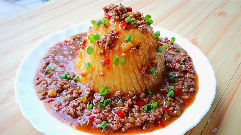 【小穎美食】土豆新吃法,不炒,不煮,不油炸,學會這樣做,特別開胃下飯