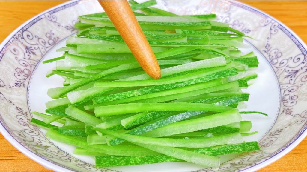 冬瓜皮這樣做真厲害,堅持一個月回到100斤,大肚腩不見了,值得收藏 ,Chinese Winter Melon Peel Recipe , 冬瓜皮