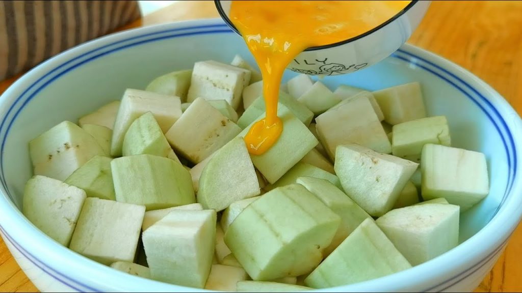 【小穎美食】茄子加豆腐這樣做太香了,不用炒,不用蒸,出鍋比紅燒肉還香!