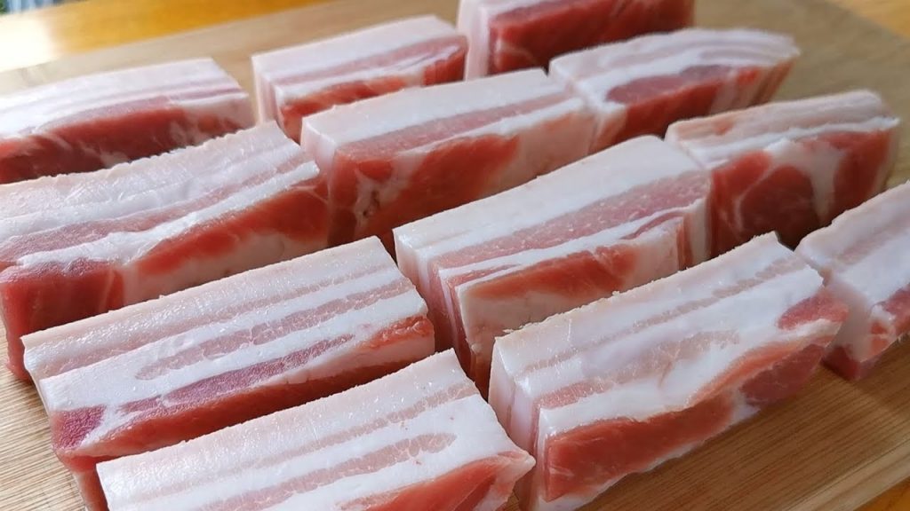 【小穎美食】快過年了,五花肉就這樣做,一次秘製3斤,香而不膩,解饞!