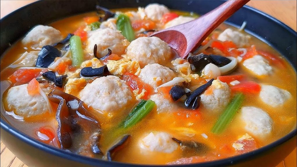 快過年了,教你土豆新吃法,不炒不燉,筷子一攪,上桌瞬間被搶光【小穎美食】