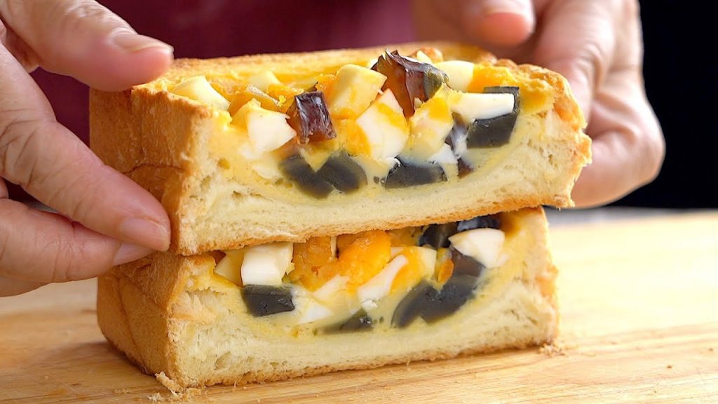 【1mintips】即將大爆紅! !跌破眼鏡的美味!你吃過三色蛋法式吐司嗎? ?打開吐司任意門,家常菜,變身五星級吐司大餐~