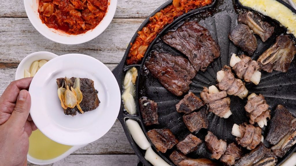 【楊桃美食網-宅配商品】平常沒發現,烤盤隱藏妙用如此強大!看過就會! 10個達人烤肉撇步,讓你成為烤肉王!偷偷學起來,不必一堆烤肉醬,每樣都好吃!