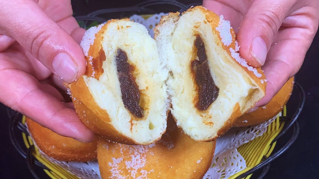 3个鸡蛋,1碗面,不用烤箱,不用水,在家做出暄软香甜的小面包【刘姐厨房 Magic Food】#面食 #面包