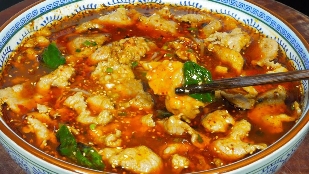 这才是“水煮肉片”的正确做法,大厨详细讲解,不等看完就饿了Boiled pork slices recipe