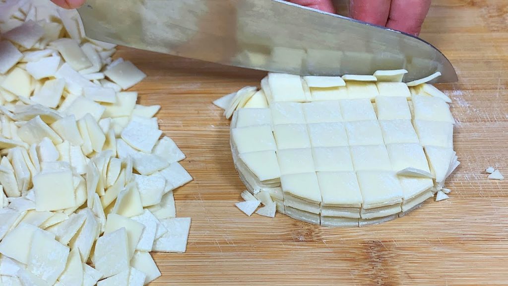 自从学会饺子皮新吃法,再也不包饺子了,40年老阿姨拿手绝活【刘姐厨房 Magic Food】#面食