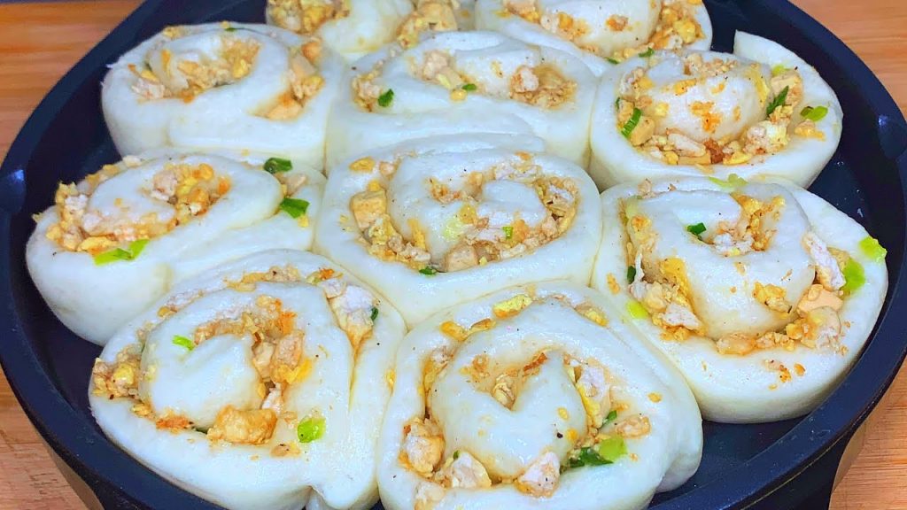 豆腐这吃法真过瘾,不用炖不用蒸,层层裹着馅料,比肉包子还香【刘姐厨房 Magic Food】#面食 #豆腐