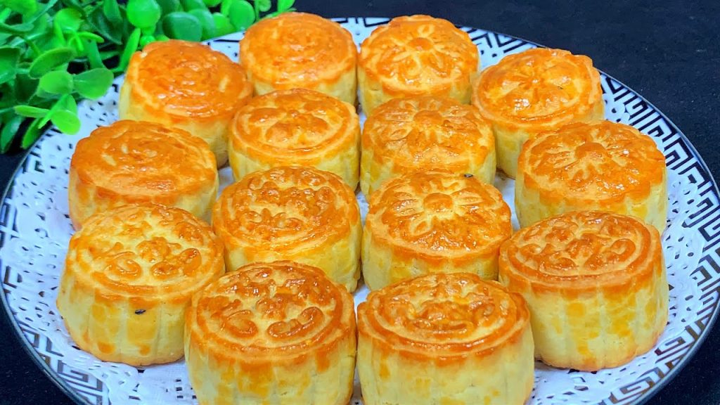 中秋节月饼不要买了,自己在家做,少油少盐0添加,比买的还好吃【刘姐厨房 Magic Food】#月饼 #中秋节