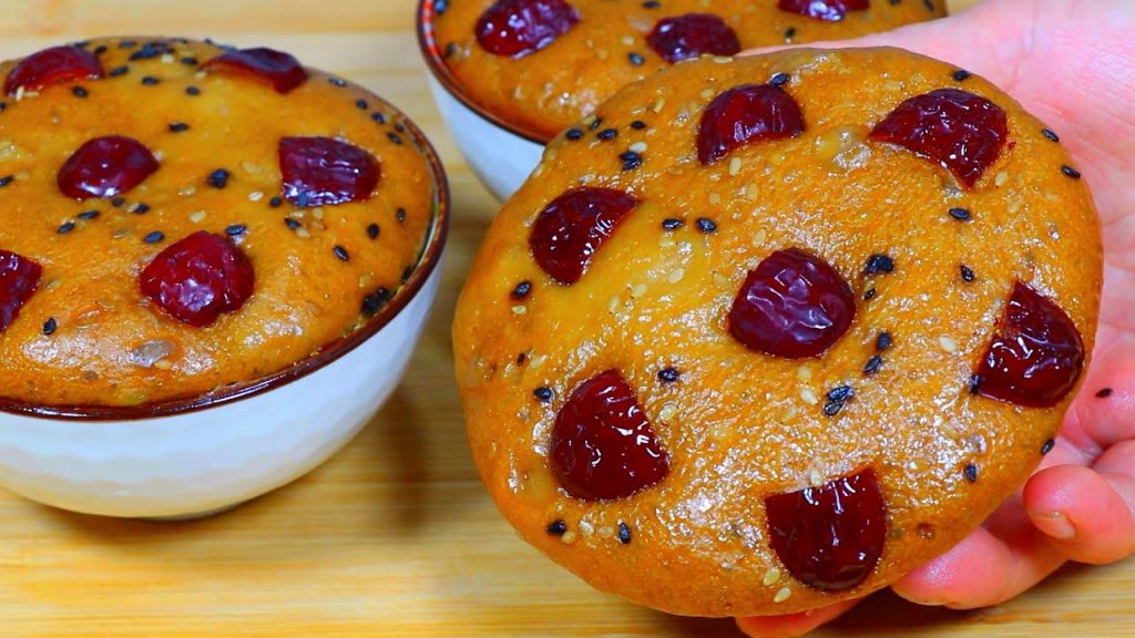 红糖发糕不用出去买,几分钟轻松学会,蓬松暄软,不粘牙不塌陷【刘姐厨房 Magic Food】#面食 #红糖发糕 #面包