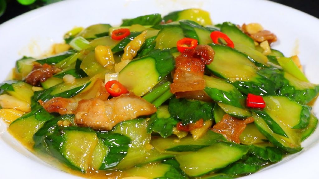 黄瓜和它一起炒那简直是绝配,操作简单易学,清脆营养又美味【刘姐厨房 Magic Food】#黄瓜 #家常菜