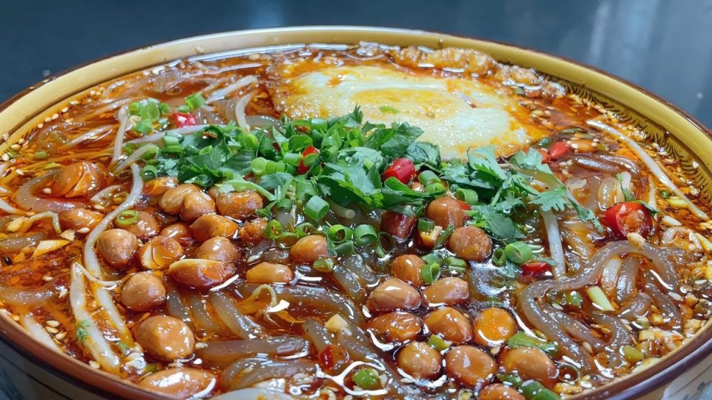 廚師長教你酸辣粉的家常做法,步驟詳細,酸辣開胃過癮又解饞!【留意美食】#酸辣粉 #酸辣粉做法 #酸辣粉食譜