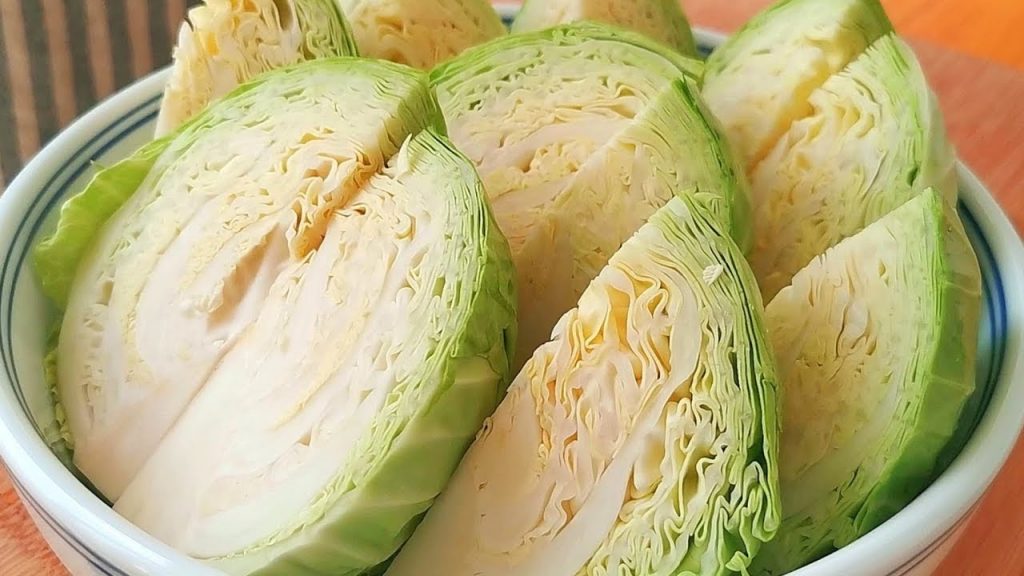 夏天要多吃包菜,教你新吃法,不炒不燉不涼拌,出鍋比吃肉還香! 【小穎美食】