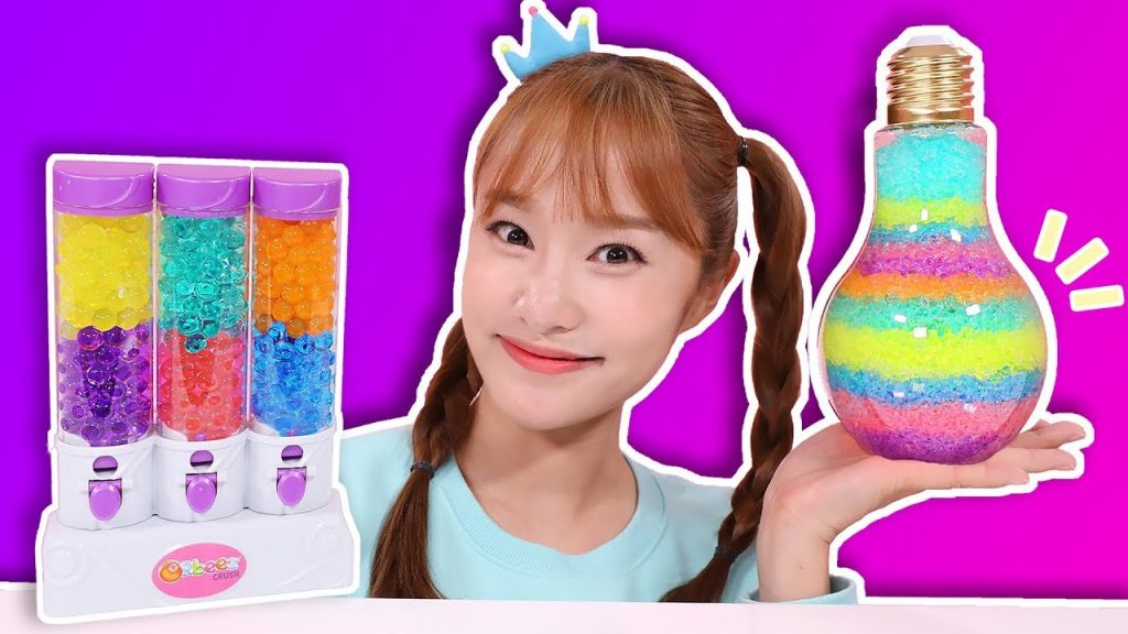 巨大彩虹蛙卵燈泡!用抽蛙卵玩具來製作彩虹燈泡遊戲ORBEEZ-基尼