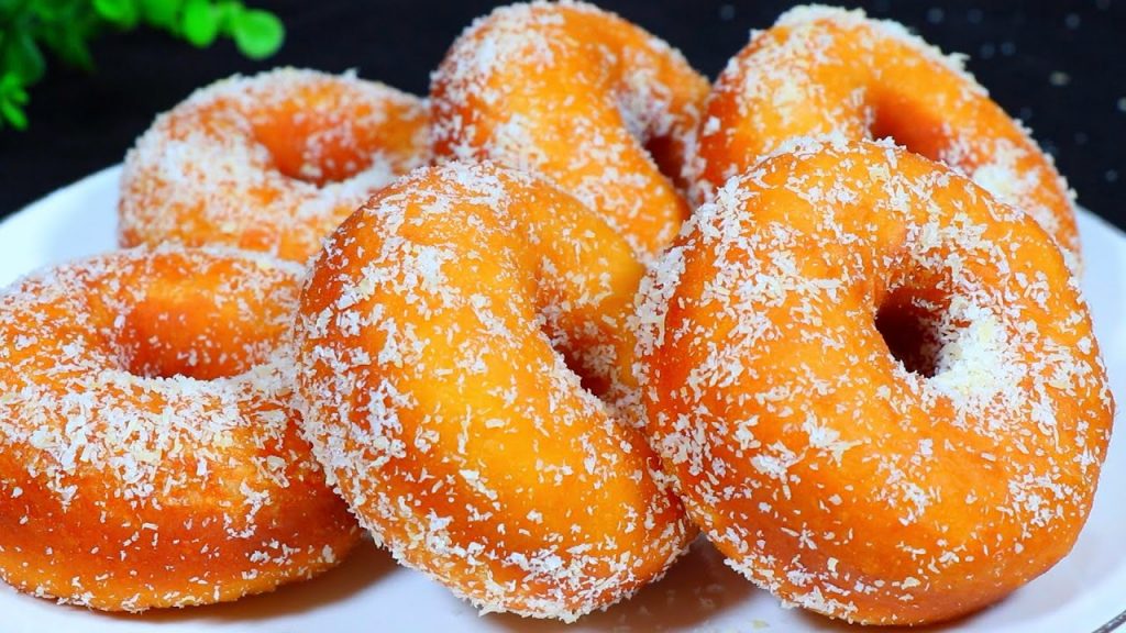 蜂蜜甜甜圈面包,不用烤箱不用蒸,做法简单,松软香甜真美味【刘姐厨房 Magic Food】#面包 #甜甜圈