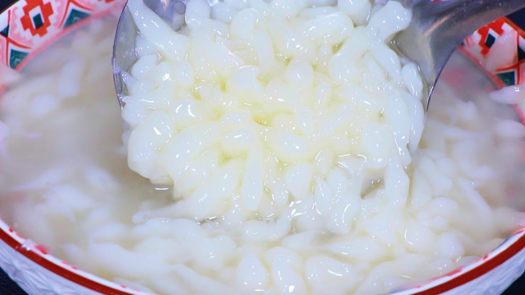 家里有面粉,不妨试试这样做,爽滑又解暑,天热了来上一碗真过瘾【刘姐厨房 Magic Food】#面食 #面粉