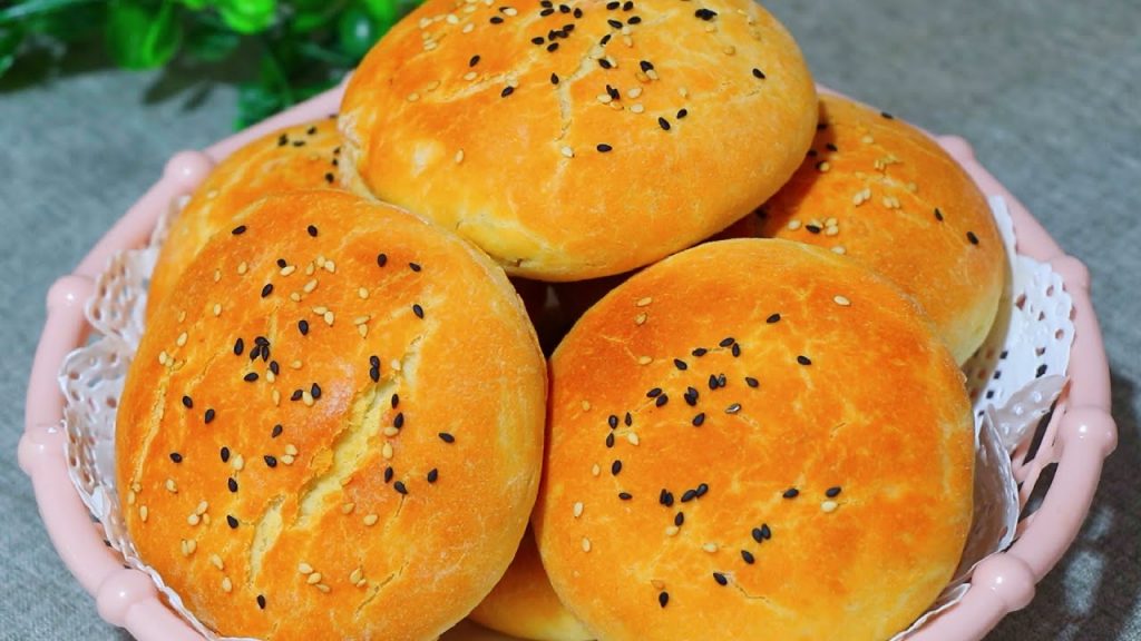 油酥烧饼和面加不加鸡蛋?教你正确做法,酥脆掉渣,趁热吃口感更佳【刘姐厨房 Magic Food】