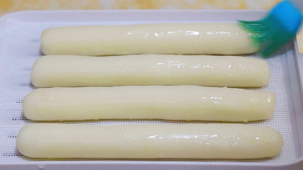 天热面粉别蒸馒头了,教你新吃法,爽滑劲道又解暑,比凉皮简单【刘姐厨房 Magic Food】