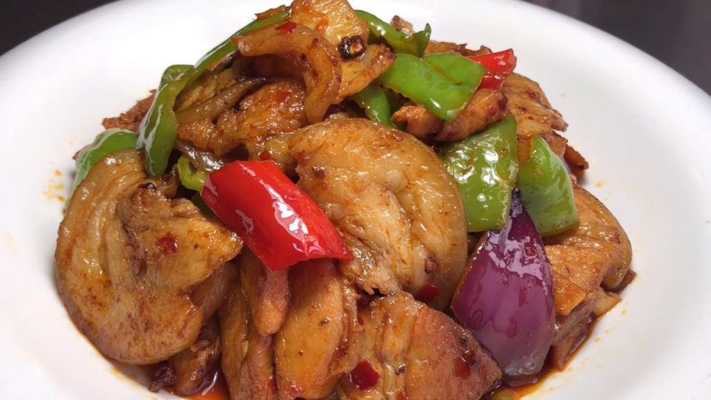 回鍋肉簡單又好吃的做法,我家經常這樣做,香而不膩,下酒又下飯【留意美食】#回鍋肉 #回鍋肉做法 #回鍋肉料理