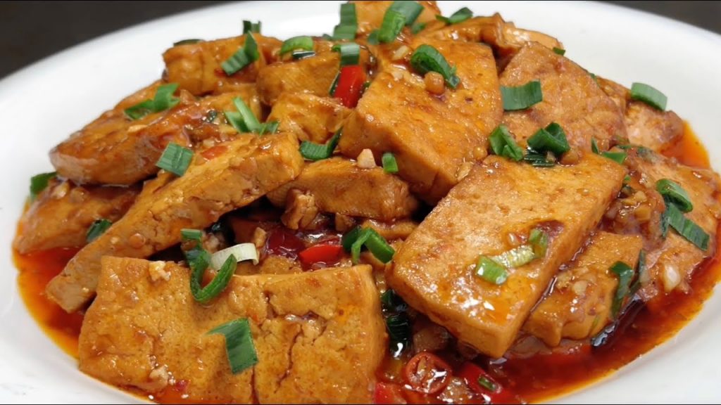 大廚教你蒜香豆腐的做法,講解詳細,蒜香濃郁滑嫩入味 【留意美食】#蒜香豆腐 #豆腐 #豆腐料理