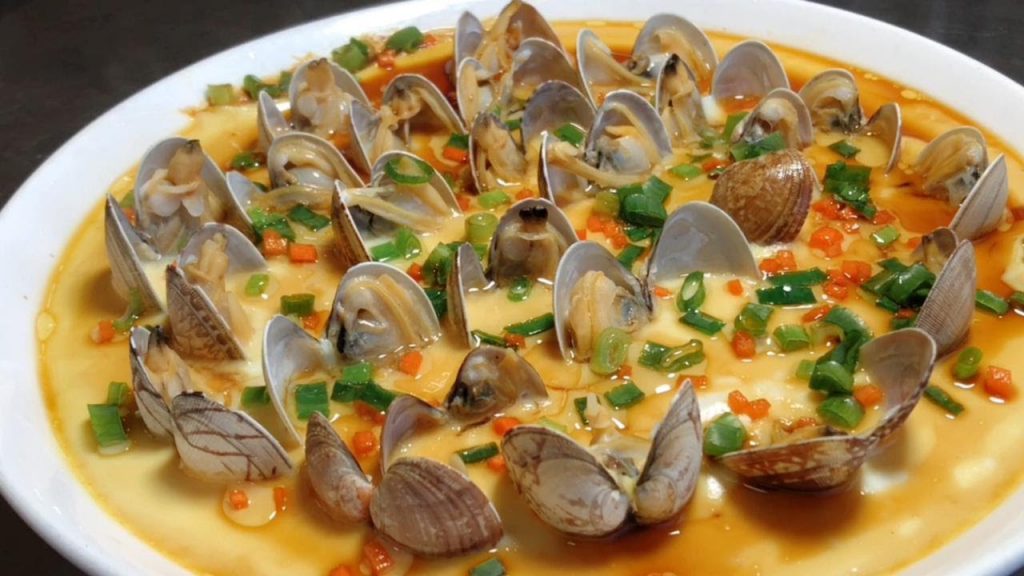 廚師長教你花甲蒸雞蛋的家常做法,步驟詳細,鮮香滑嫩老少皆宜 【留意美食】#花甲蒸雞蛋 #花甲 #雞蛋