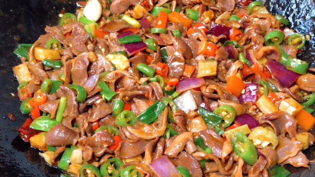 廚師長教你辣炒雞胗的家常做法,步驟詳細,鮮香開胃下酒又下飯【留意美食】#辣炒雞胗 #雞胗 #雞胗料理