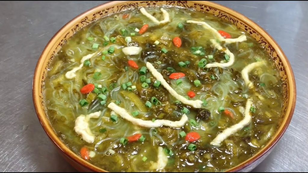 教你做一道開胃的酸菜粉絲湯,簡單美味,包你一看就會 【留意美食】#酸菜粉絲湯 #酸菜 #粉絲湯
