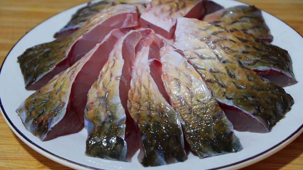 春天记得多吃鱼,教你懒人做法,用料简单味道十足,上桌汤汁不剩【刘姐厨房 Magic Food】