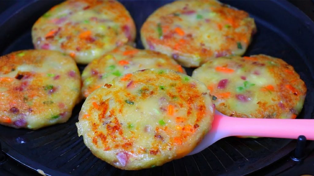 土豆饼简单又美味的做法,营养丰富软糯鲜香,连吃好几天也不腻【刘姐厨房 Magic Food】