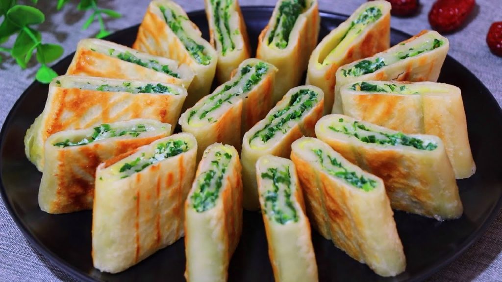 韭菜盒子這樣做太香了,韭菜翠綠不出水,一層比一層香,解饞【劉姐廚房 Magic Food】#韭菜盒子