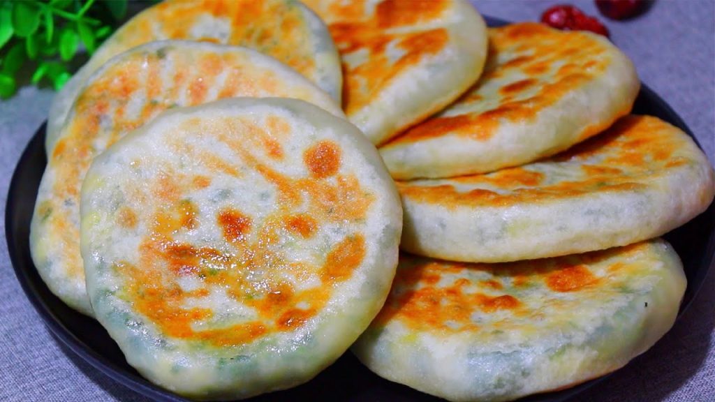 這韭菜餡餅好吃新做法,不用搟皮省時省力,皮薄餡多不破皮涼了不硬【劉姐廚房 Magic Food】