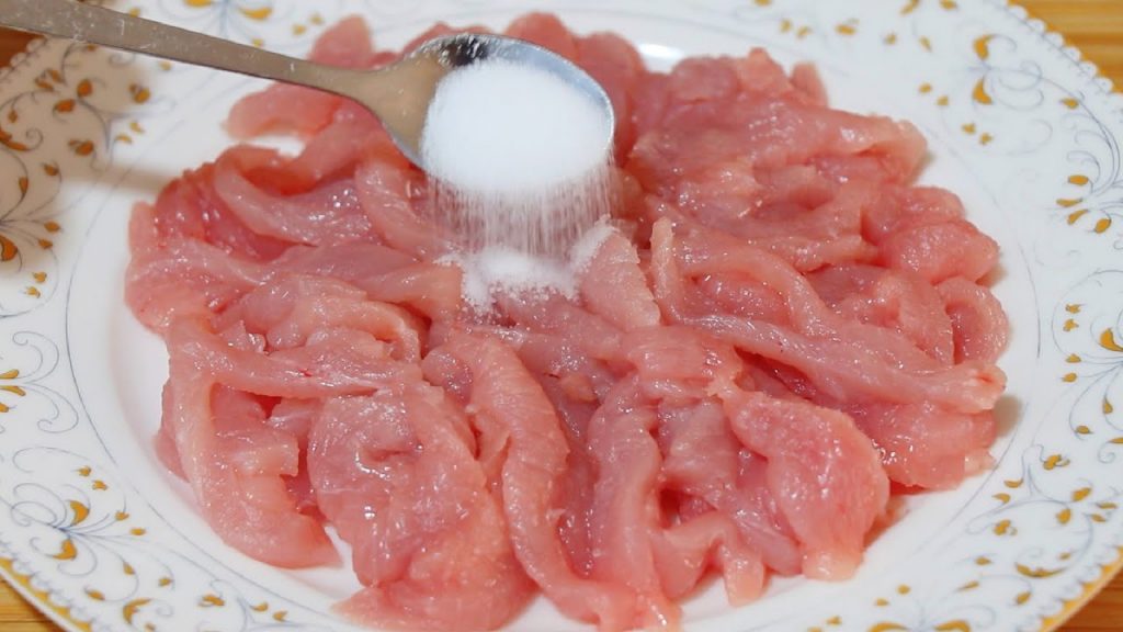 炒瘦肉有人放澱粉,有人放蛋清,都錯了,學會這樣做,肉滑嫩不柴【劉姐廚房 Magic Food】