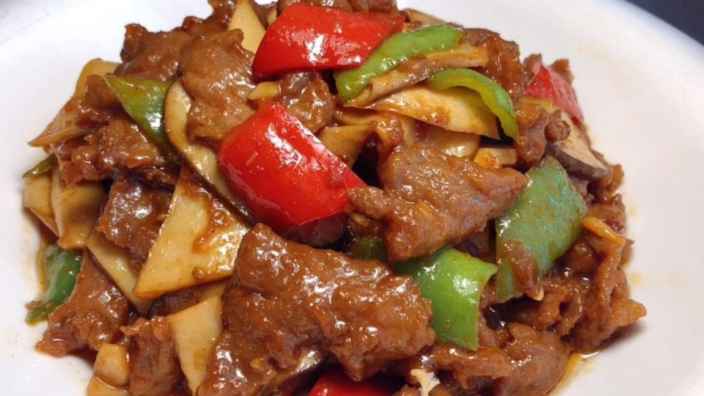 大廚教你杏鮑菇炒牛肉的做法,講解詳細,鮮香滑嫩下酒又下飯【留意美食】#杏鮑菇炒牛肉 #杏鮑菇食譜 #牛肉食譜