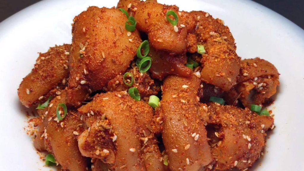 香氣飄千里的時孜然豬蹄 | 大廚教你家常做法,香辣入味,軟糯彈牙,越嚼越香!【留意美食】