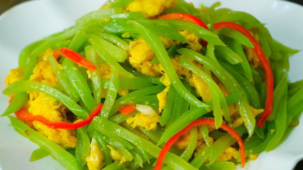 炒莴笋要不要焯水,很多人做错了,难怪不好吃,看饭店大厨怎么做