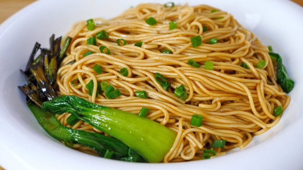 面条这样做实在太好吃了,一周吃7次都不腻,做一大盘都不够吃noodles