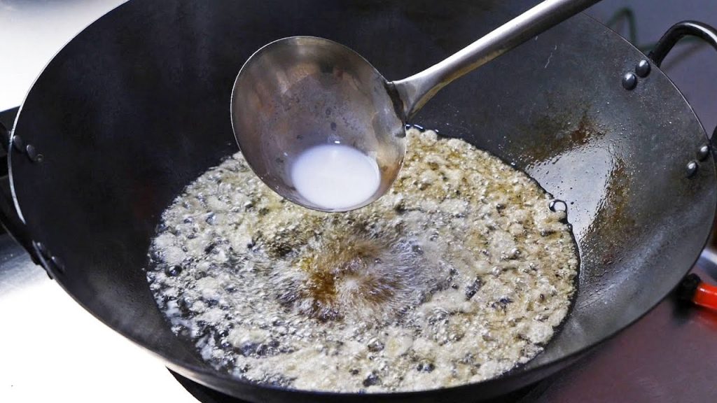 脏油简单处理一下变新油,方法简单效果明显,我先收藏了Cooking oil