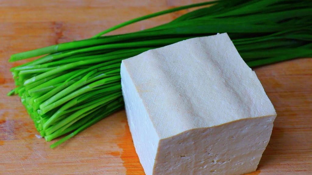 豆腐加韭菜这样做,我家隔2天就吃一次,真香,饭店都吃不到【小诺厨房 VS刘姐厨房 Magic Food】