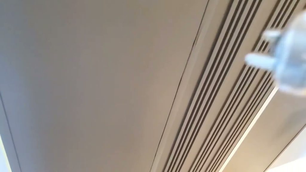 ●威力淨~霧面噴砂大門烤漆修補美容保養公司【設計師案例~大門撞擊凹洞美容處理】1090828維修_免費創業加盟影片0800-056-999