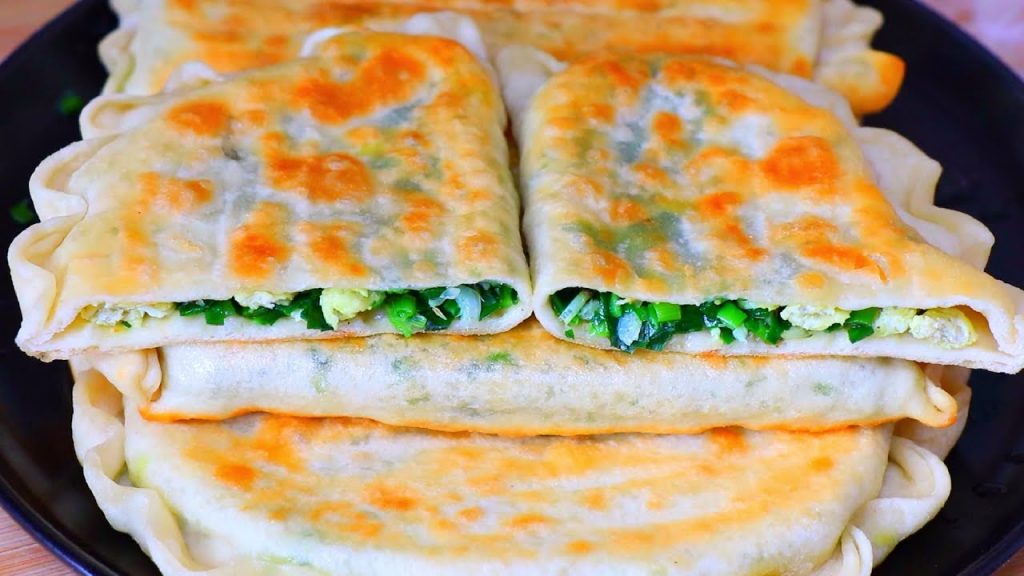 韭菜盒子边缘干硬,教你一个小诀窍告别又干又硬,鲜香美味易消化【小诺厨房 VS刘姐厨房 Magic Food】