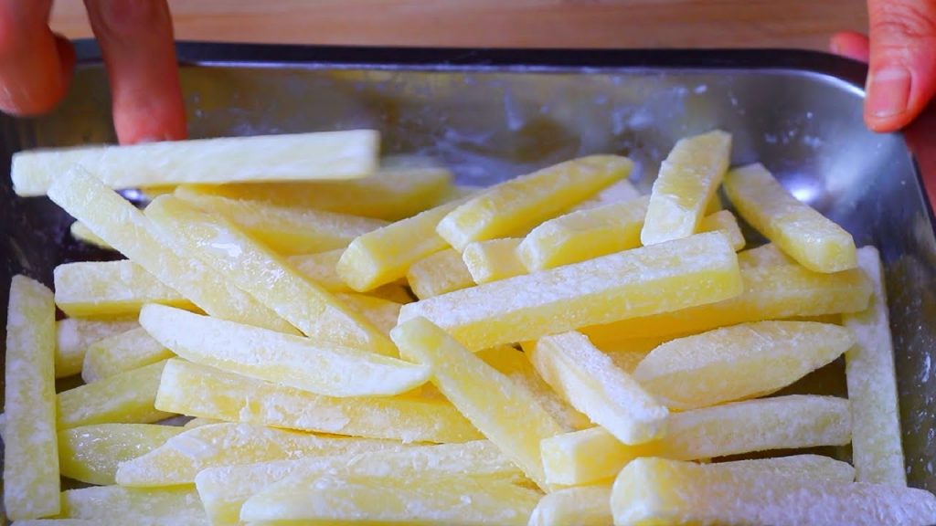 土豆切成条放在冰箱里,真厉害,老保姆拿手绝活,真是高手在民间【小诺厨房 VS刘姐厨房 Magic Food】