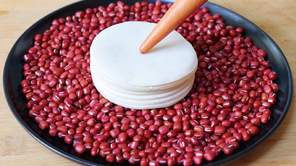 夏天多吃红豆,加2块钱的饺子皮,教你养生新吃法,身材好睡眠好【小诺厨房 VS刘姐厨房 Magic Food】