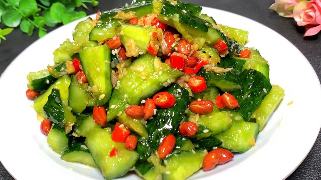 飯店的涼拌黃瓜為什麽那麽好吃?原來訣竅很簡單,5分鐘學會【劉姐廚房 Magic Food】#涼拌黃瓜