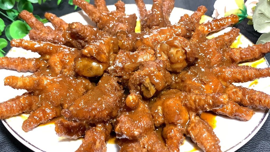 「虎皮雞爪」家常做法,做法簡單,軟嫩脫骨,老人孩子都能吃【劉姐廚房 Magic Food】#虎皮雞爪 #家常菜