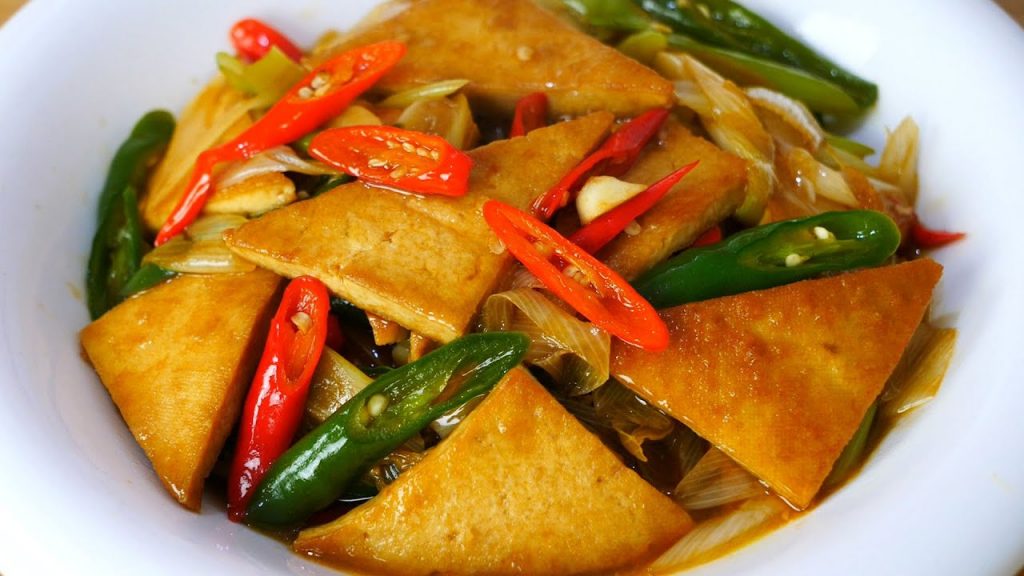 大厨教你葱烧豆腐的懒人做法,不焯水不油炸,香味浓郁好吃下饭Tofu with Scallions