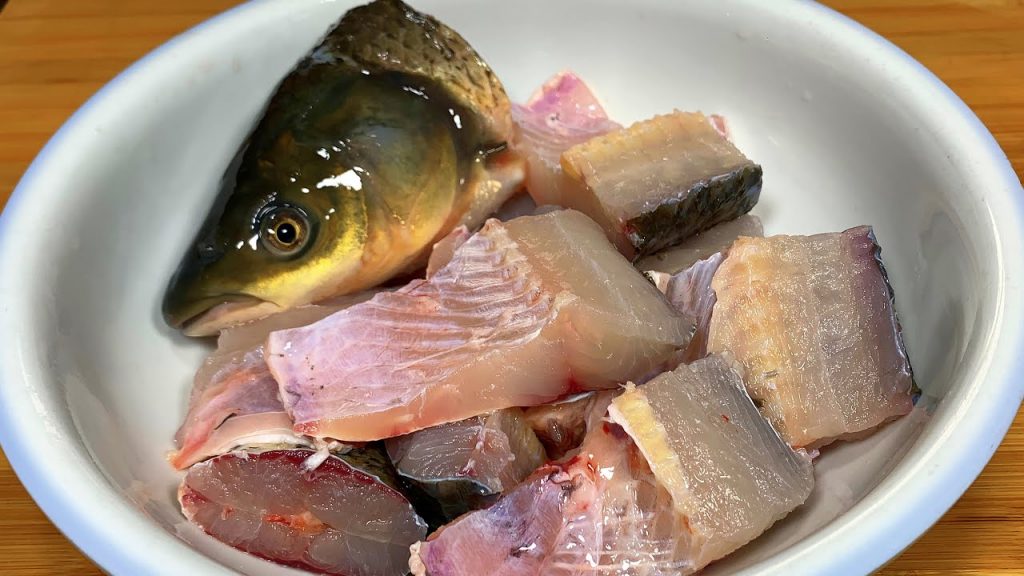 天冷了做一道粉皮炖鱼,用料简单味道足,上桌就是大硬菜【刘姐厨房 Magic Food】#鱼