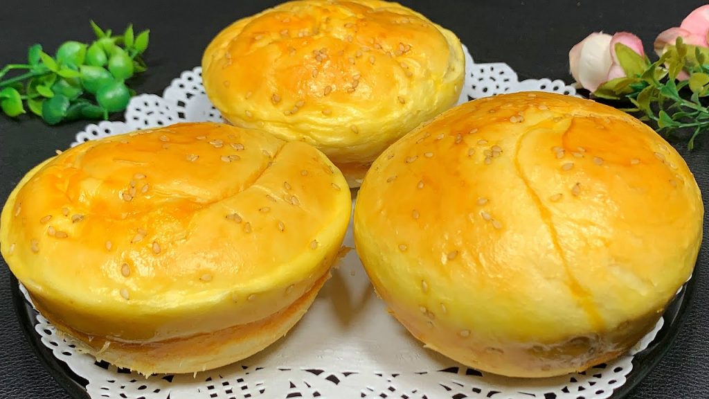 想吃面包别买了,家里没烤箱也能做,松软拉丝香甜,孩子特爱吃【刘姐厨房 Magic Food】#面包