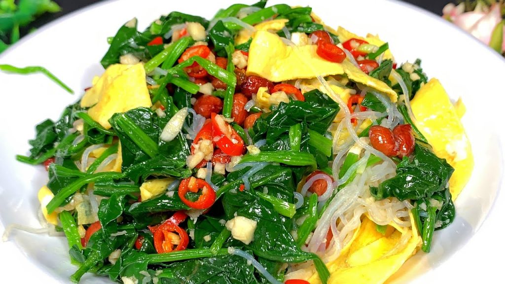 难怪饭店里的凉拌菠菜那么好吃,原来诀窍在这里,5分钟就学会【刘姐厨房 Magic Food】#凉拌菠菜